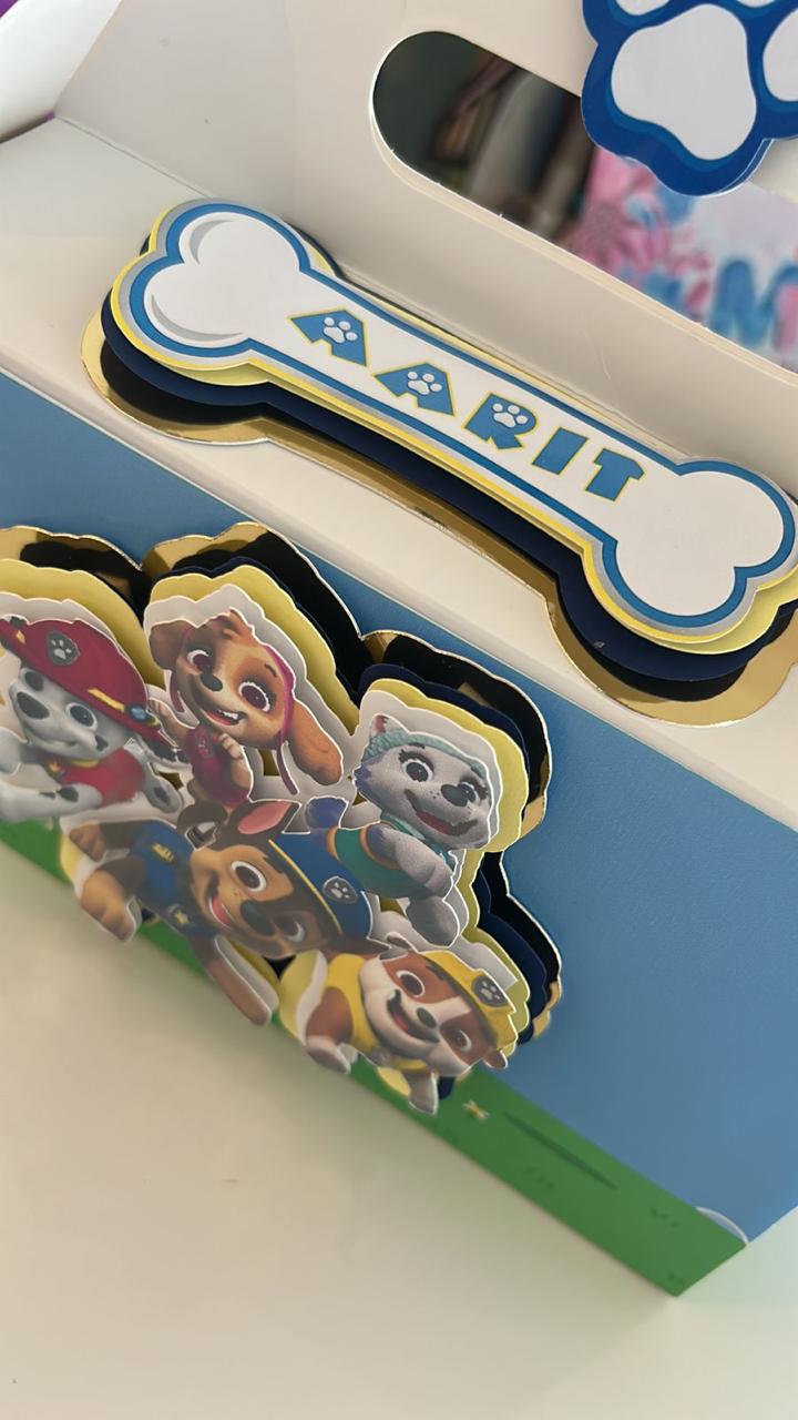 Customized  magic  box 0f 5